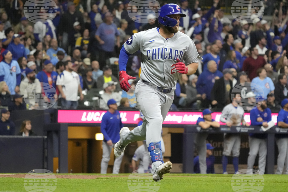 Cubs Brewers Baseball