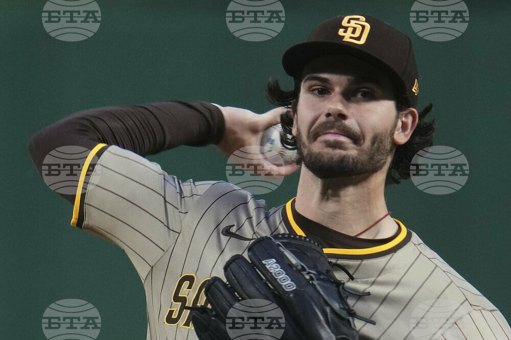 Padres Pirates Baseball