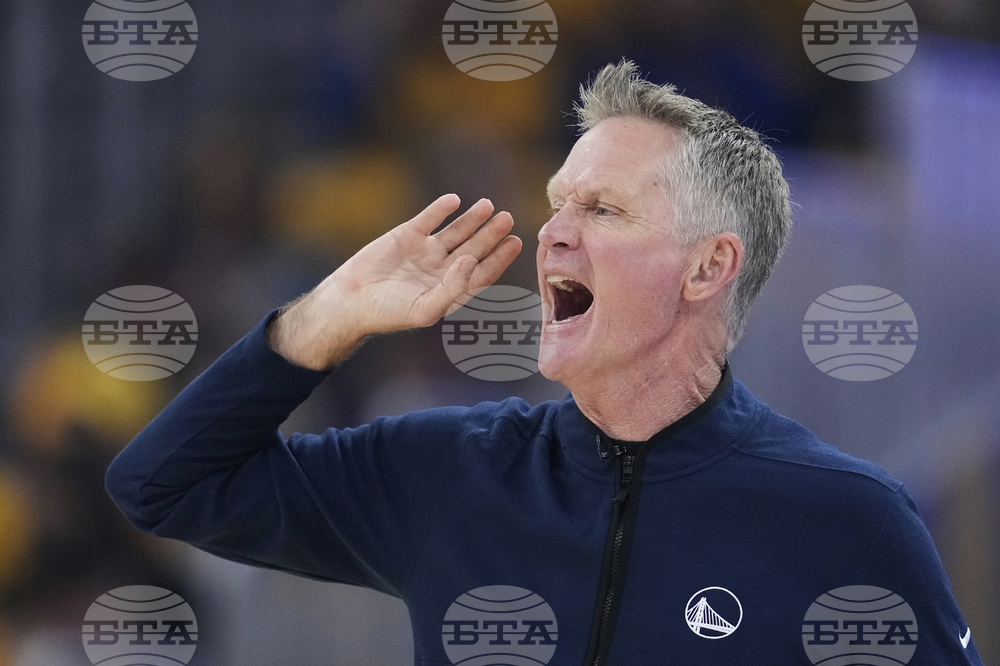 Rockets Warriors Basketball