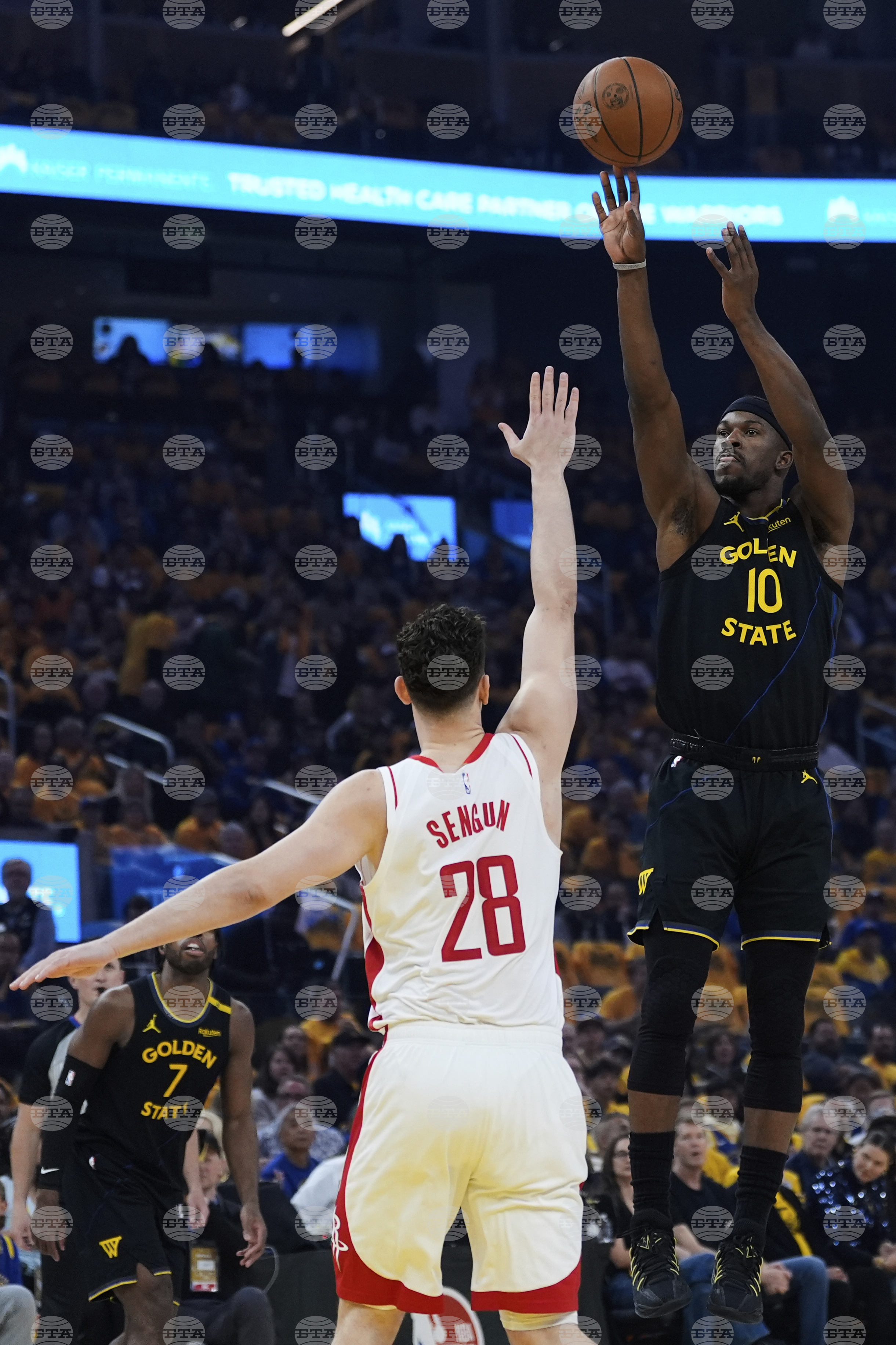 Rockets Warriors Basketball