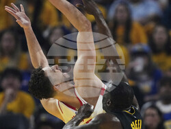 Rockets Warriors Basketball