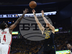 Rockets Warriors Basketball