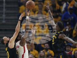 Rockets Warriors Basketball