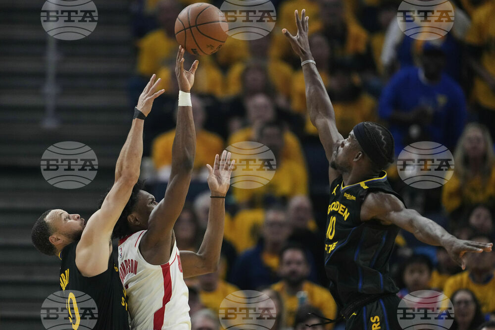 Rockets Warriors Basketball