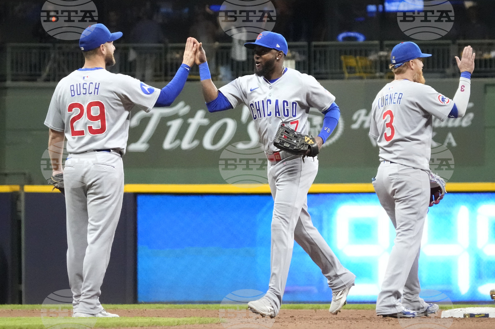 Cubs Brewers Baseball