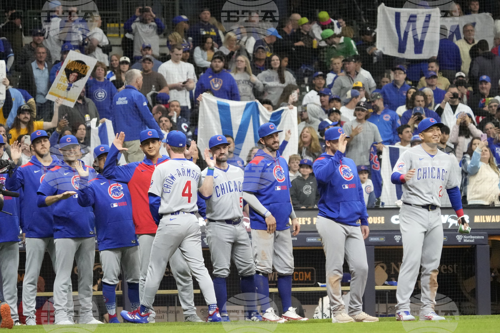 Cubs Brewers Baseball