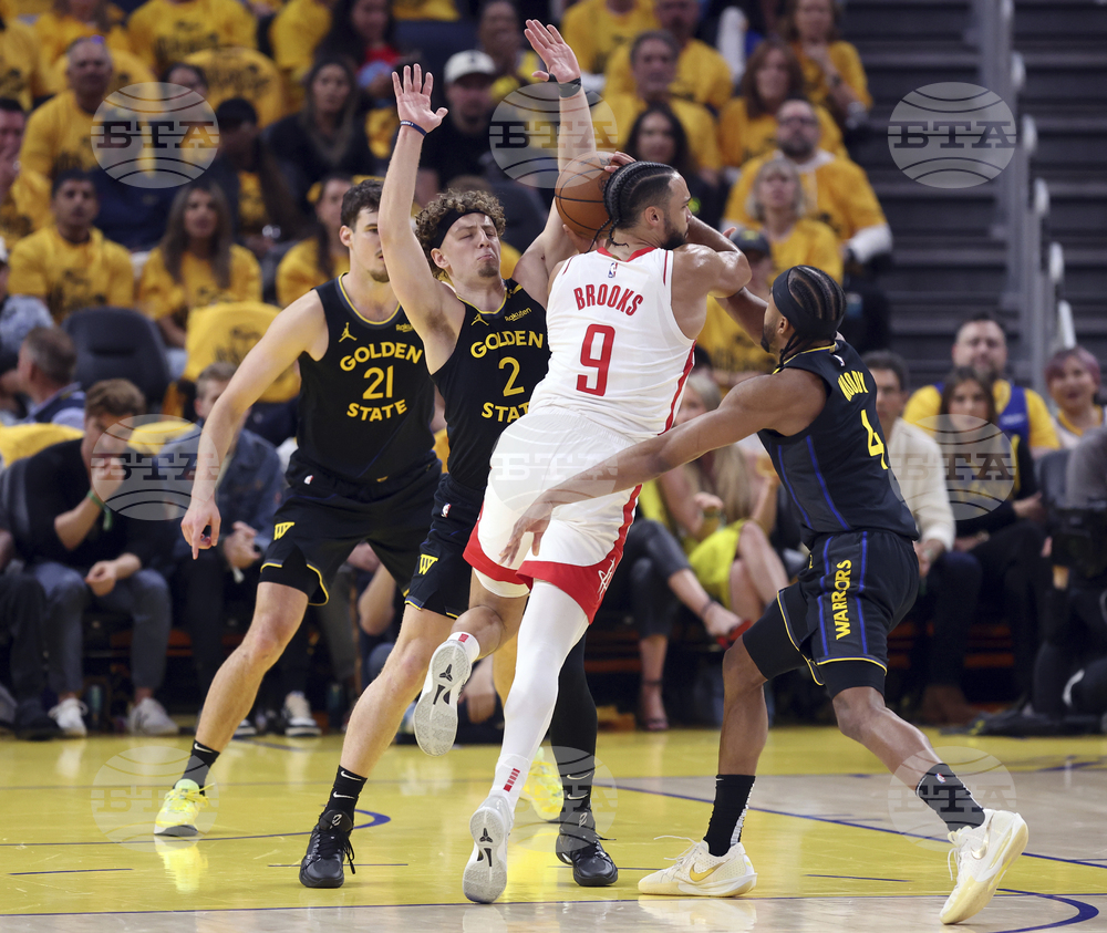 Rockets Warriors Basketball