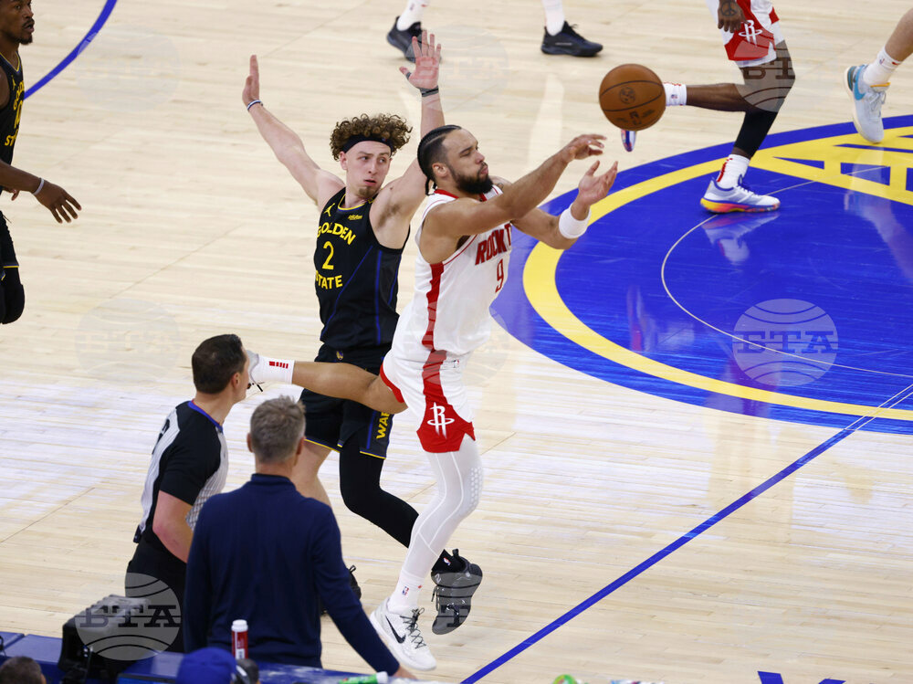 Rockets Warriors Basketball