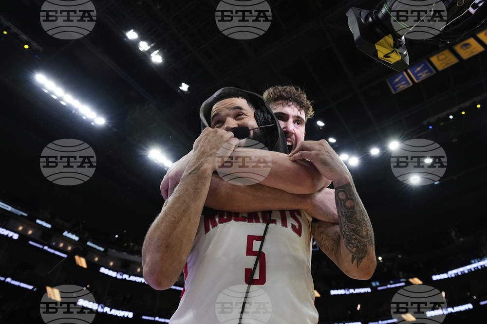 Rockets Warriors Basketball