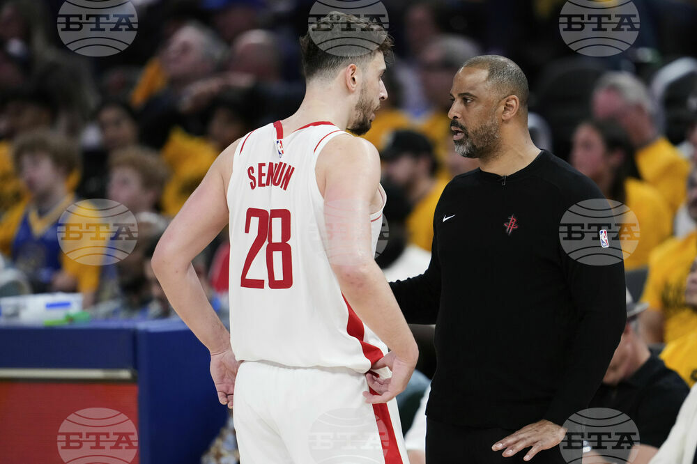Rockets Warriors Basketball