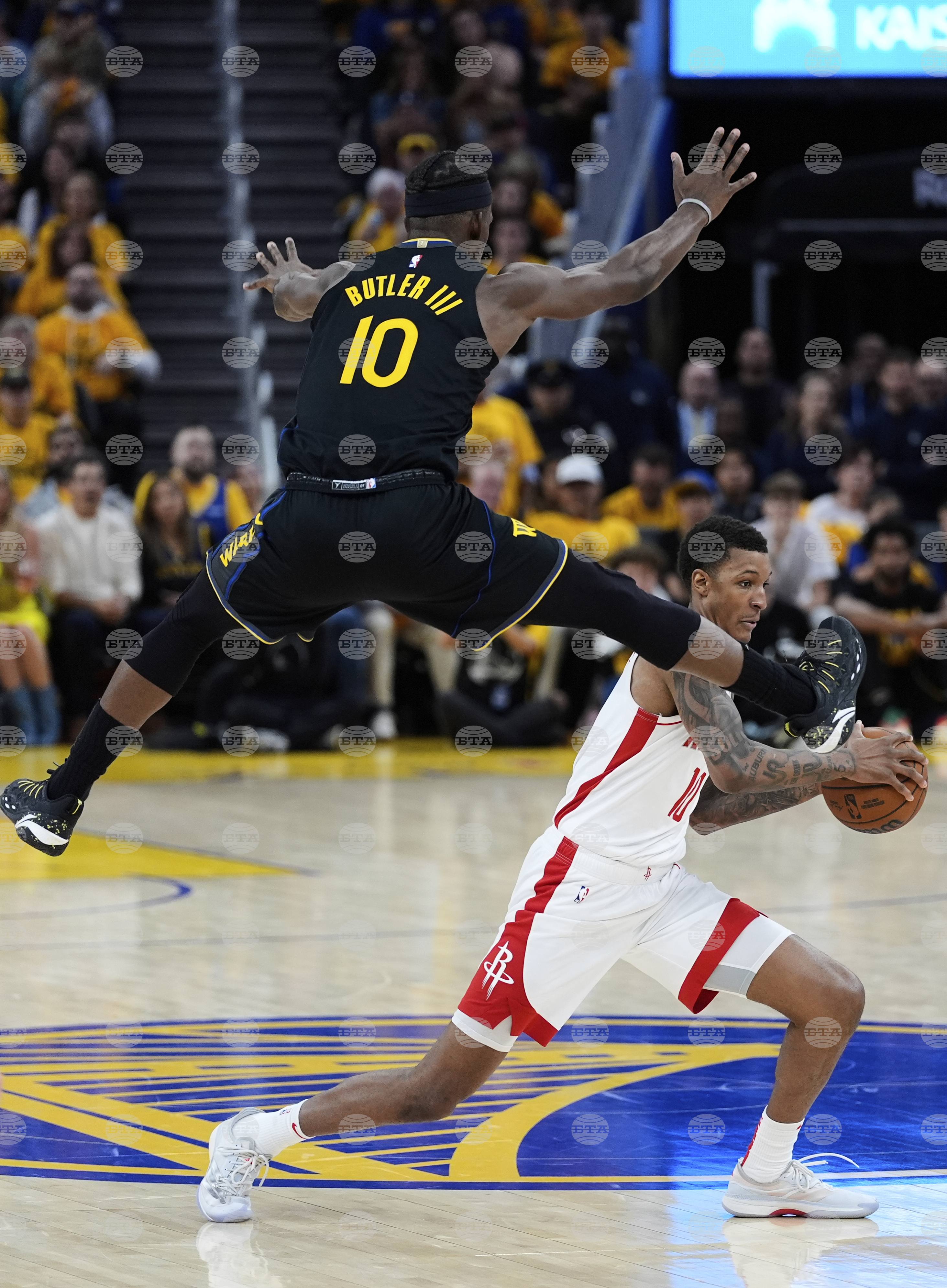 APTOPIX Rockets Warriors Basketball