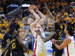 Rockets Warriors Basketball