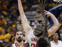 Rockets Warriors Basketball