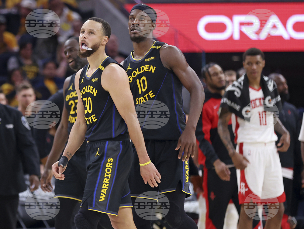 Rockets Warriors Basketball