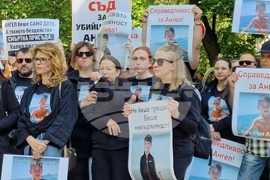 Пловдив - протест - дете - клиника