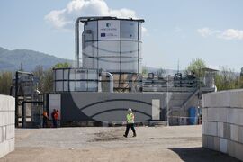 Проект за рециклиране на строителни отпадъци - откриване