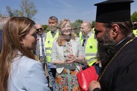 Проект за рециклиране на строителни отпадъци - откриване