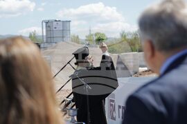 Проект за рециклиране на строителни отпадъци - откриване