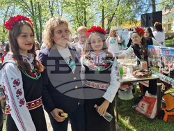 Село Средногорово - фолклорен събор