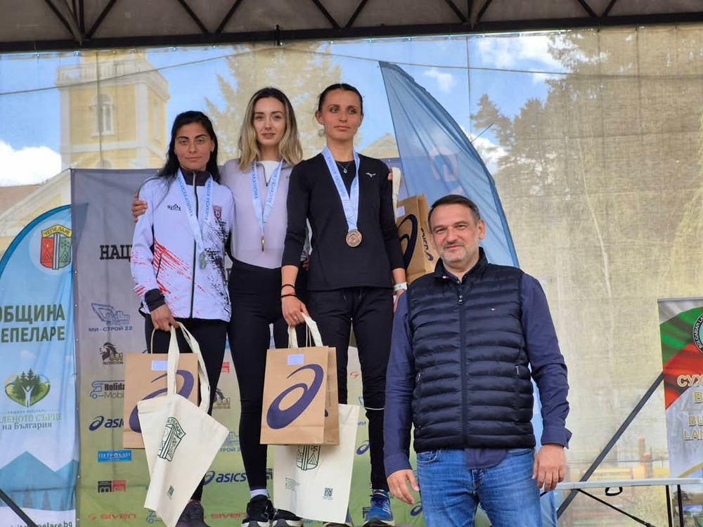 Стоян Владков и Милица Мирчева взеха титлите в изкачването от Националния шампионат по планинско бягане