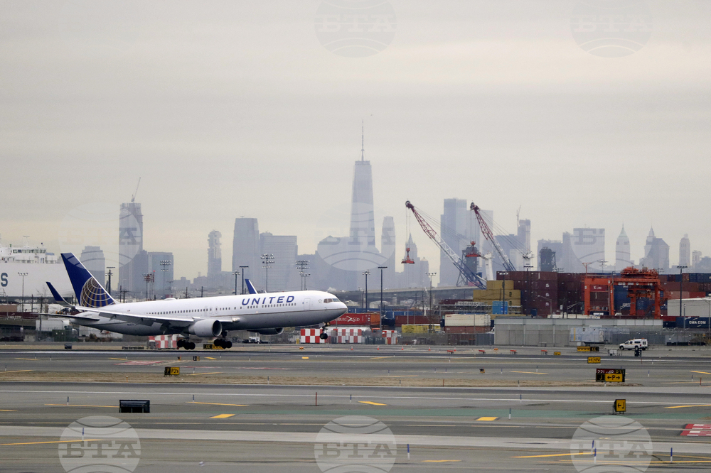 Newark Airport-Flight Delays