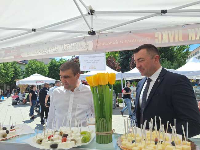Министерството на земеделието и храните ще продължи да подкрепя производителите на традиционни български продукти, увери зам.-министър Янислав Янчев