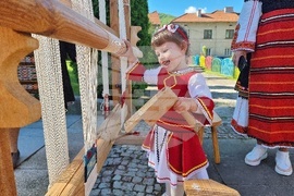 Чипровци - Фестивал на чипровския килим