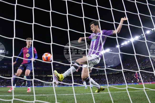 Барселона увеличи преднината си на върха в класирането 