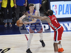 Clippers Nuggets Basketball