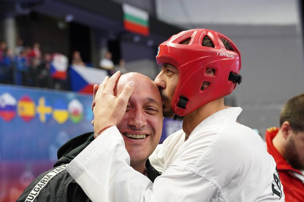 Българските състезатели спечелиха още осем златни медала в четвъртия ден на Европейското първенство по таекуон-до ITF