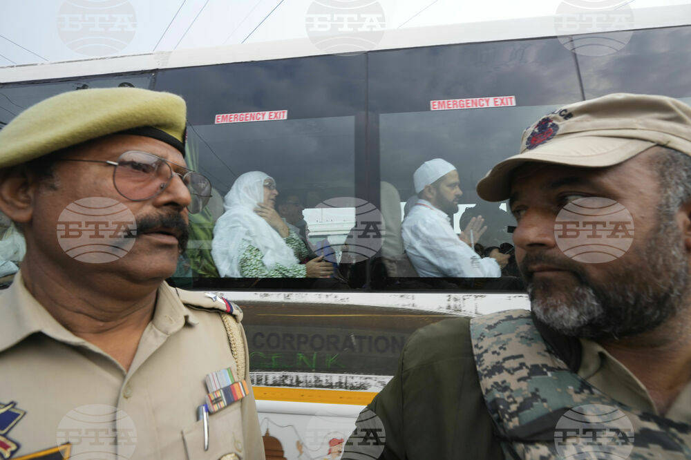 India Kashmir Hajj Pllgrimage