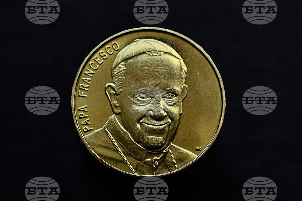Vatican Conclave Souvenirs Photo Gallery