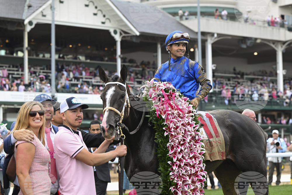 Longines Kentucky Oaks and 151st Kentucky Derby