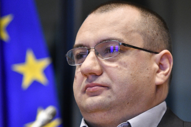 Вотът на тези президентски избори ще даде на Румъния нова посока, смята кандидатът на Национално-консервативната партия Кристиан Терхеш