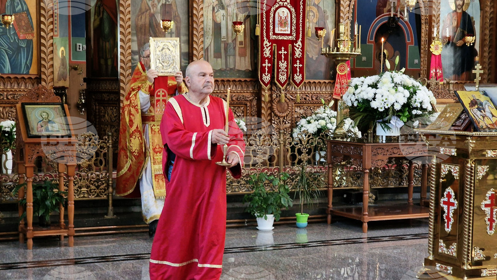 Шумен - отец Красимир - литургия