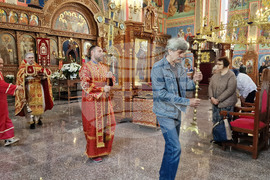 Шумен - отец Красимир - литургия