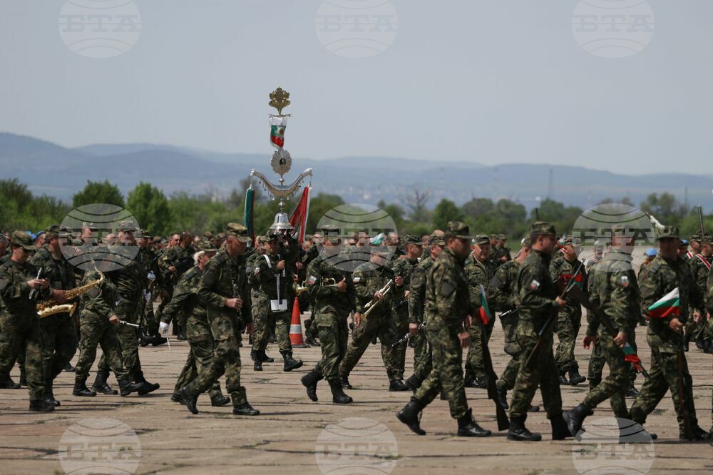 Полигон „Доброславци“ - военен парад - репетиция
