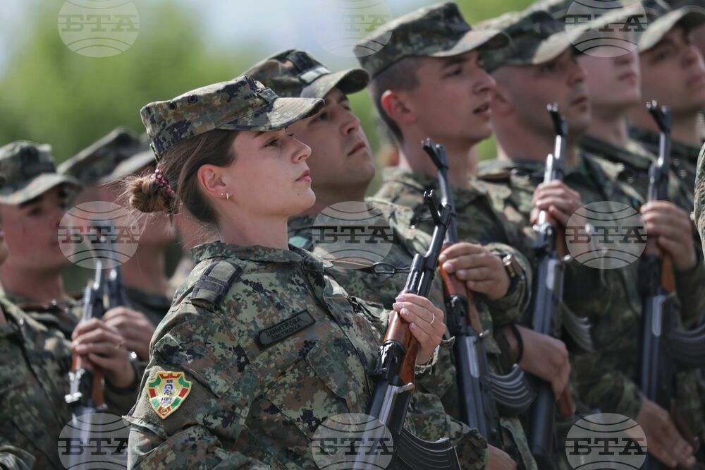 Полигон „Доброславци“ - военен парад - репетиция