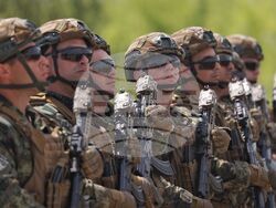 Полигон „Доброславци“ - военен парад - репетиция