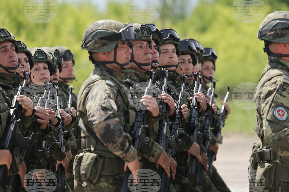 Полигон „Доброславци“ - военен парад - репетиция