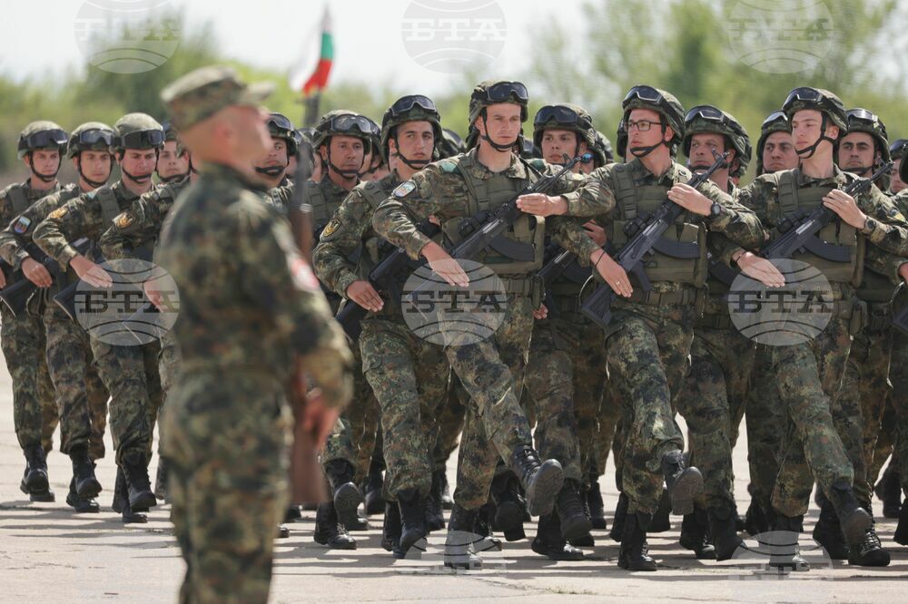 Полигон „Доброславци“ - военен парад - репетиция