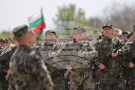Полигон „Доброславци“ - военен парад - репетиция