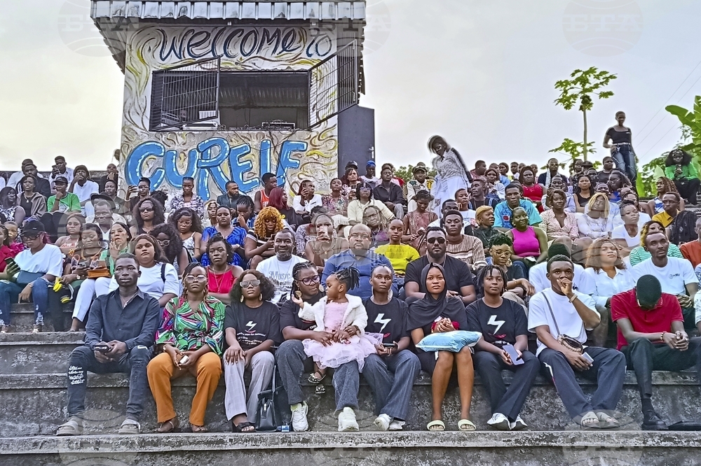 Cameroon Poets and War