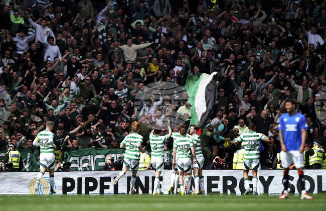 Селтик се наложи над Рейнджърс и си осигури място във финала за Купата на лигата на Шотландия