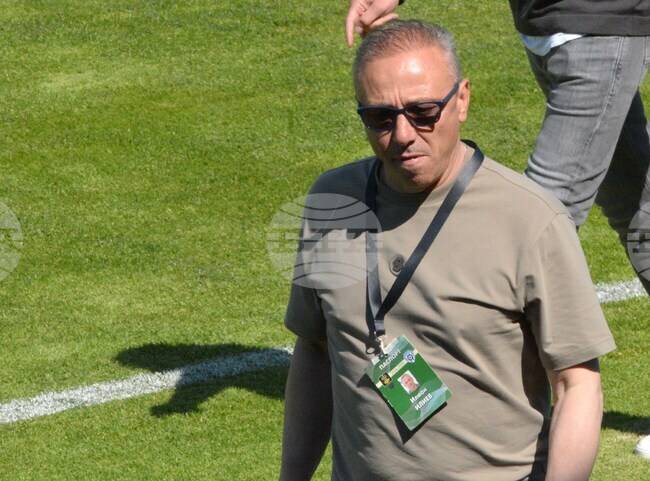 "Доволен съм от поведението на футболистите", каза след равенството с Арда треньорът на Черно море Илиан Илиев