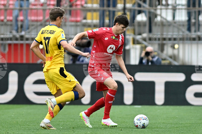 Монца официално изпадна от Серия А след тежко домакинско поражение от Аталанта