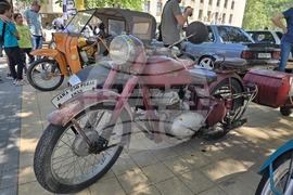 Ловеч - автомобили - ретро парад