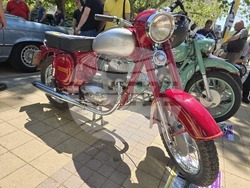 Ловеч - автомобили - ретро парад