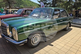 Ловеч - автомобили - ретро парад