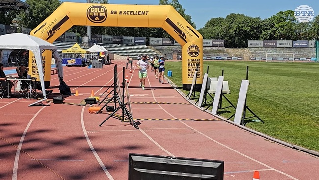 Върхово национално постижение записа победителят в 24-часовия маратон в Русе